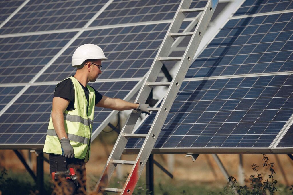 Local Residential Rooftop Solar Installation Company in West Palm Beach